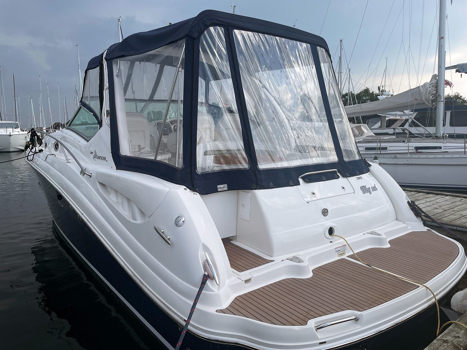 eksklusiv_searay_375_sundancer_brugt_saelges Brugt Sea Ray 375 Sundancer sportscruiser/luksuscruiser i ekstraordinær god stand sælges - besigtigelse i Sydjylland efter aftale.