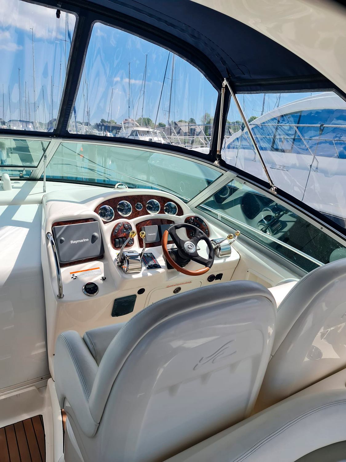 searay_375_sundancer_9