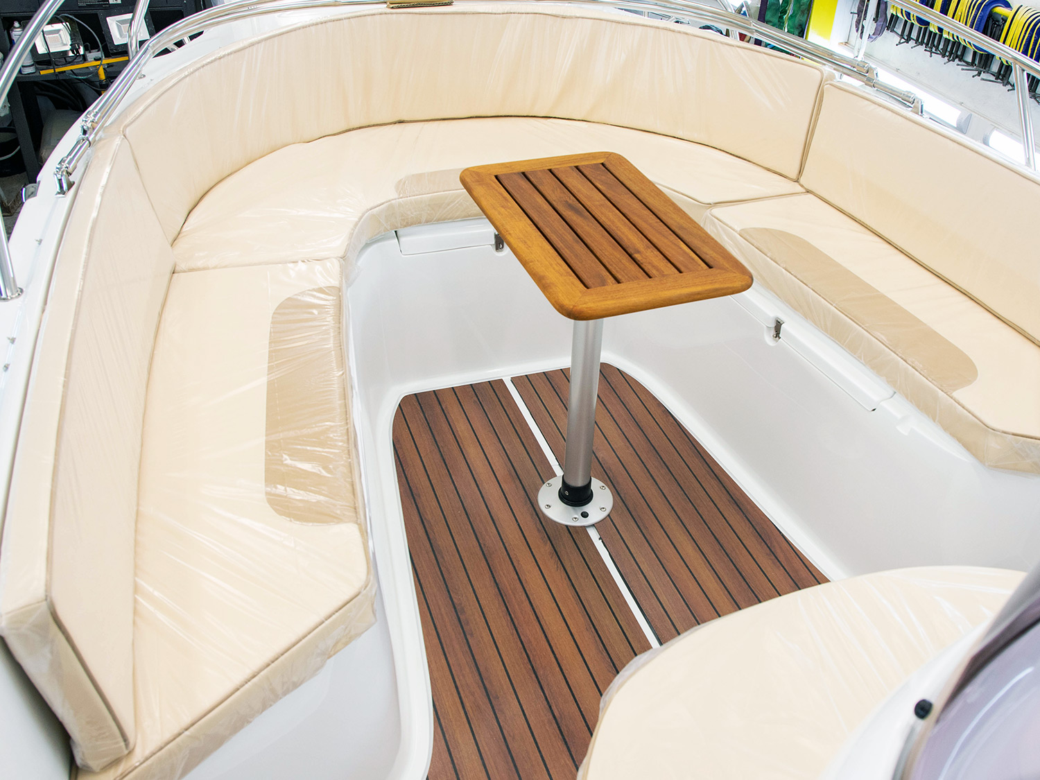 motorbaad_teak